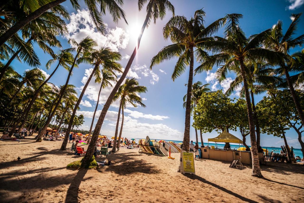 Steps To Waikiki Beach! Newly Renovated With 75" Tv Honolulu Esterno foto