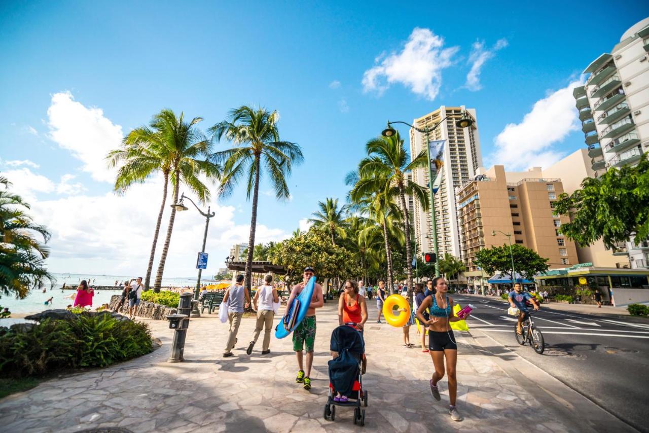 Steps To Waikiki Beach! Newly Renovated With 75" Tv Honolulu Esterno foto