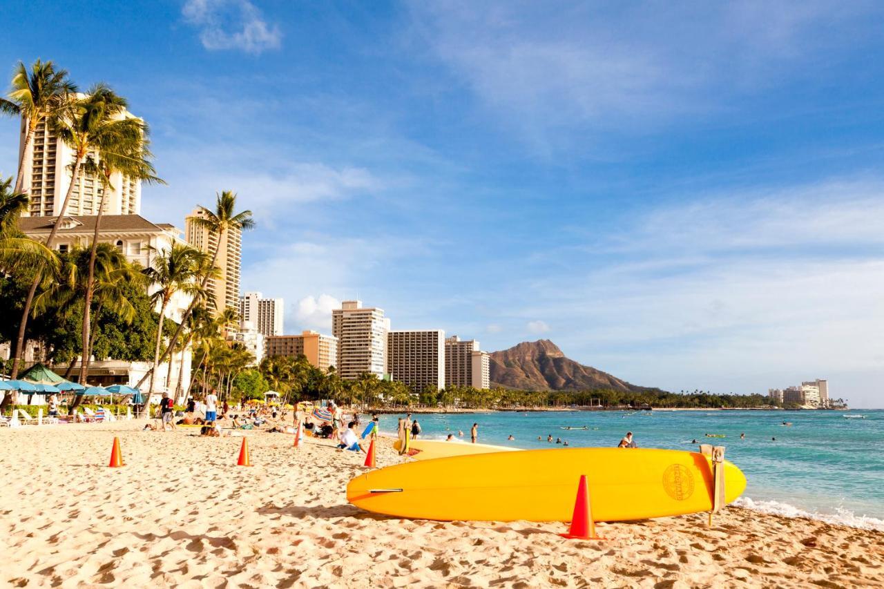 Steps To Waikiki Beach! Newly Renovated With 75" Tv Honolulu Esterno foto