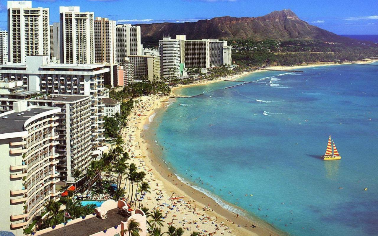 Steps To Waikiki Beach! Newly Renovated With 75" Tv Honolulu Esterno foto